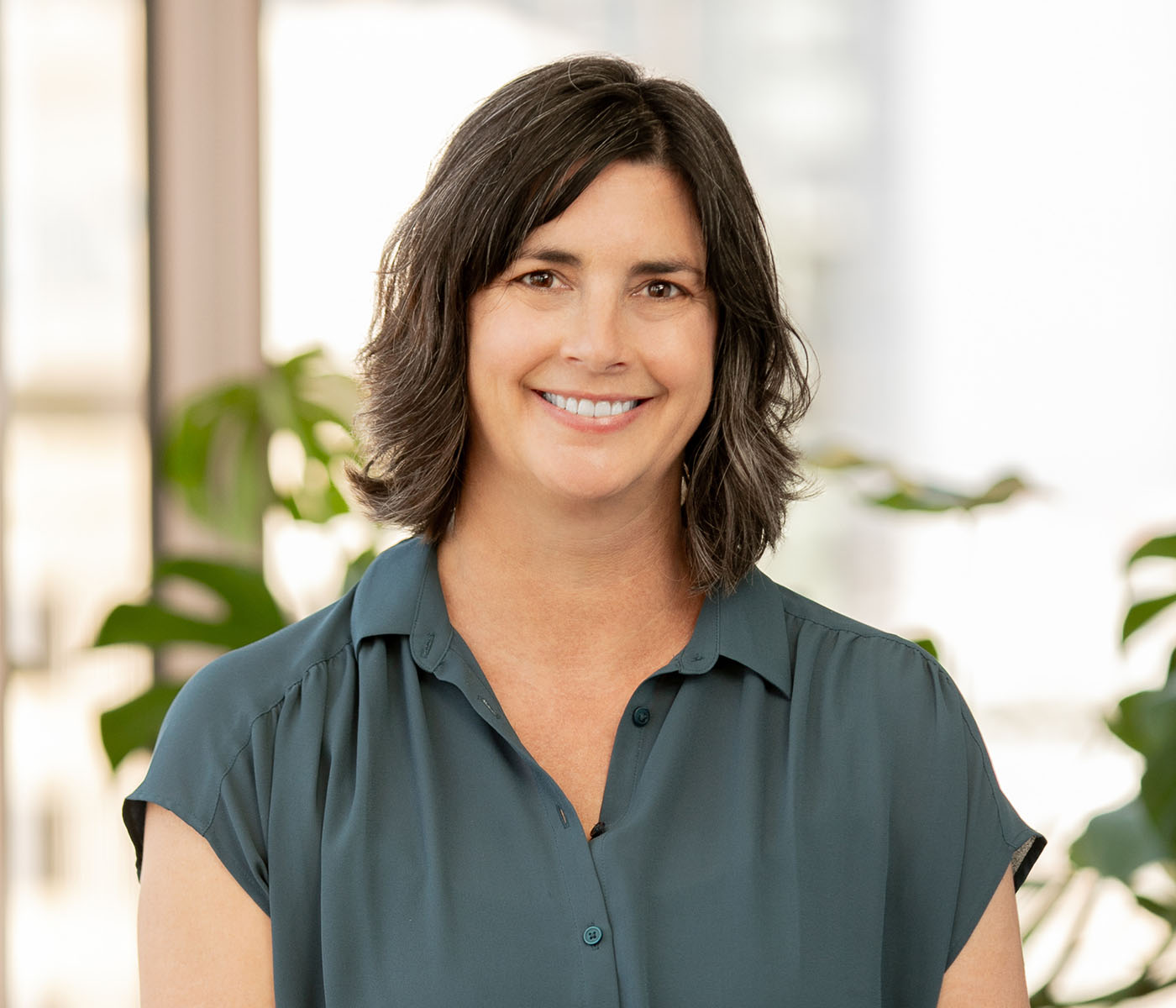 Headshot of Annie Henderson