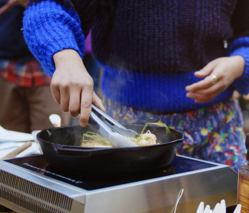 portable induction cooktop