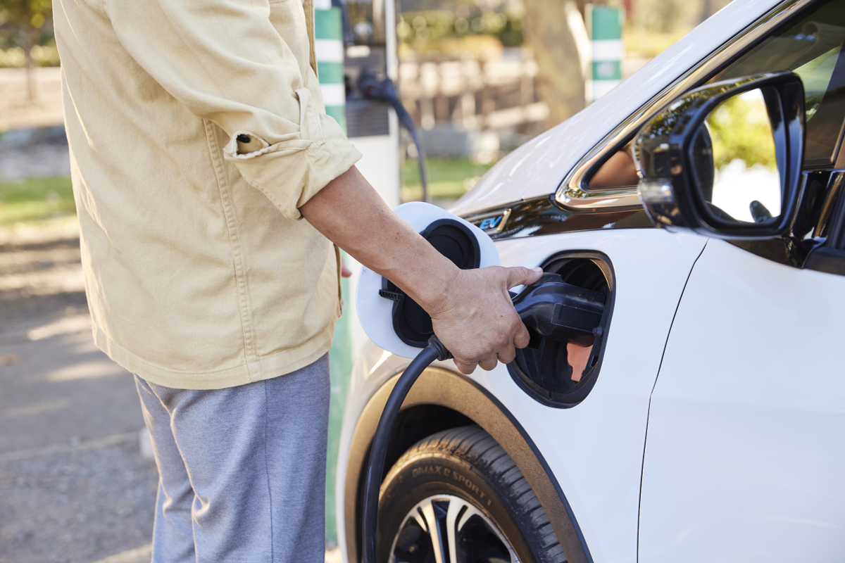 Public Charging Etiquette: 5 Tips for EV Drivers
